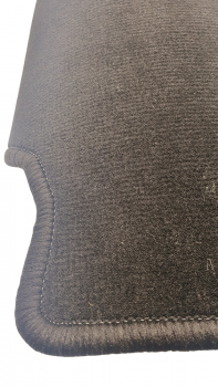Claas Arion 400 Fußmatte Schutzmatte Velour schwarz ab Baujahr Juli 2014 ​