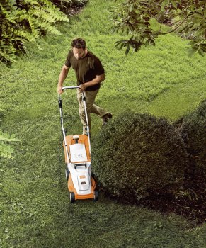 STIHL AKKU Rasenmäher RMA 235 Grundgerät ohne Akku und Ladegerät