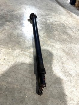 Preview: Kardanwelle gebraucht Ersatzteilträger Deutz 04315447 4507 4807 5207 6007