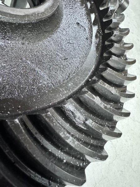 Kegelrad Tellerrad Triebling 8/41 04369632 gebraucht Deutz DX Agroxtra